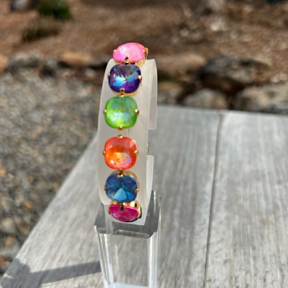 Handcrafted bracelet with Swarovski crystal - Picture 3 of 5